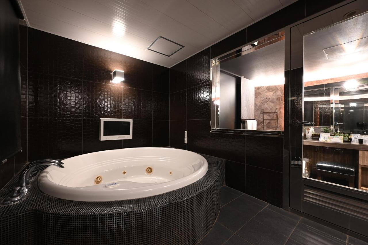 Hotel The Scene โยโกฮาม่า ภายนอก รูปภาพ